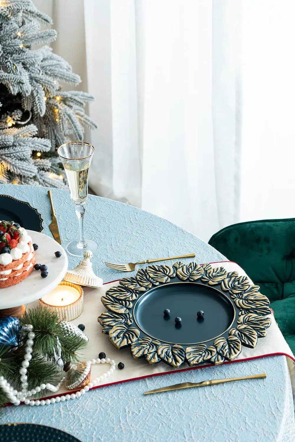 Plastic Charger Plate (Set of 8) - Blue / Gold by Unique Piece Furniture