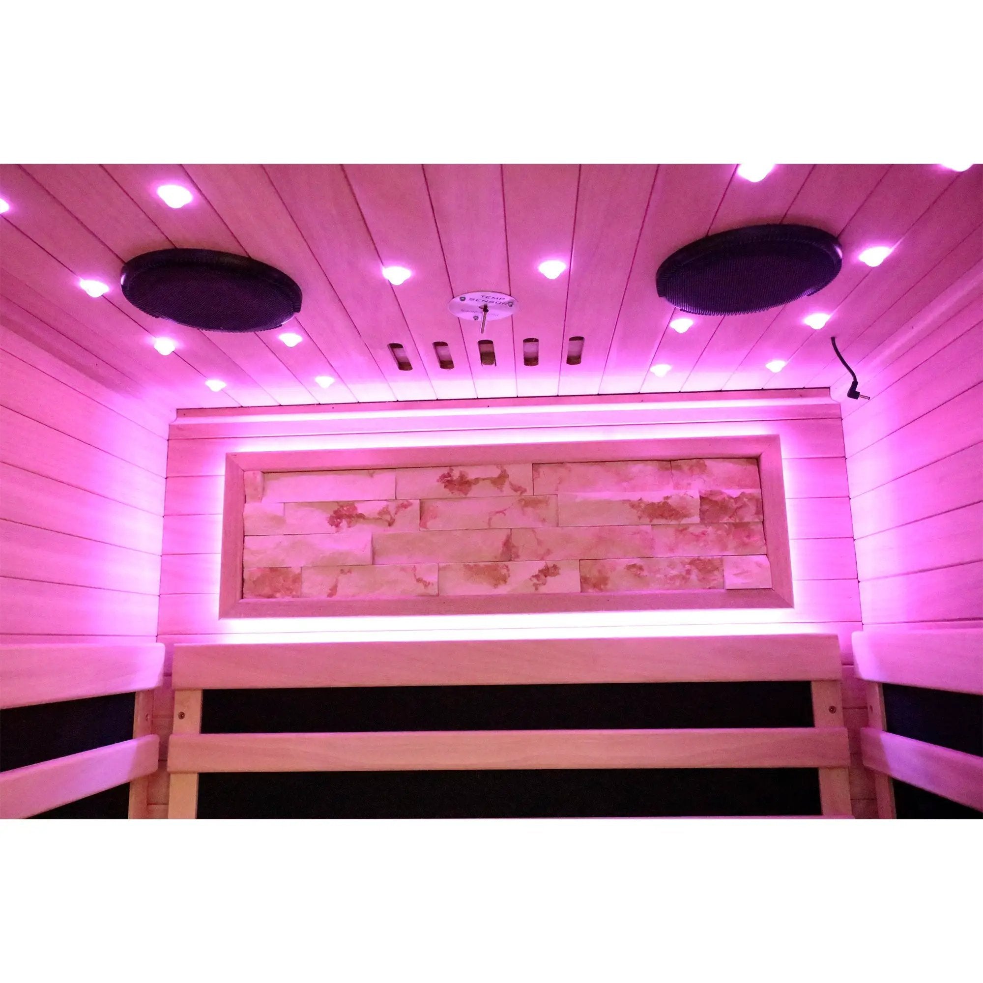 Single-person sauna room by HouseOfZazla