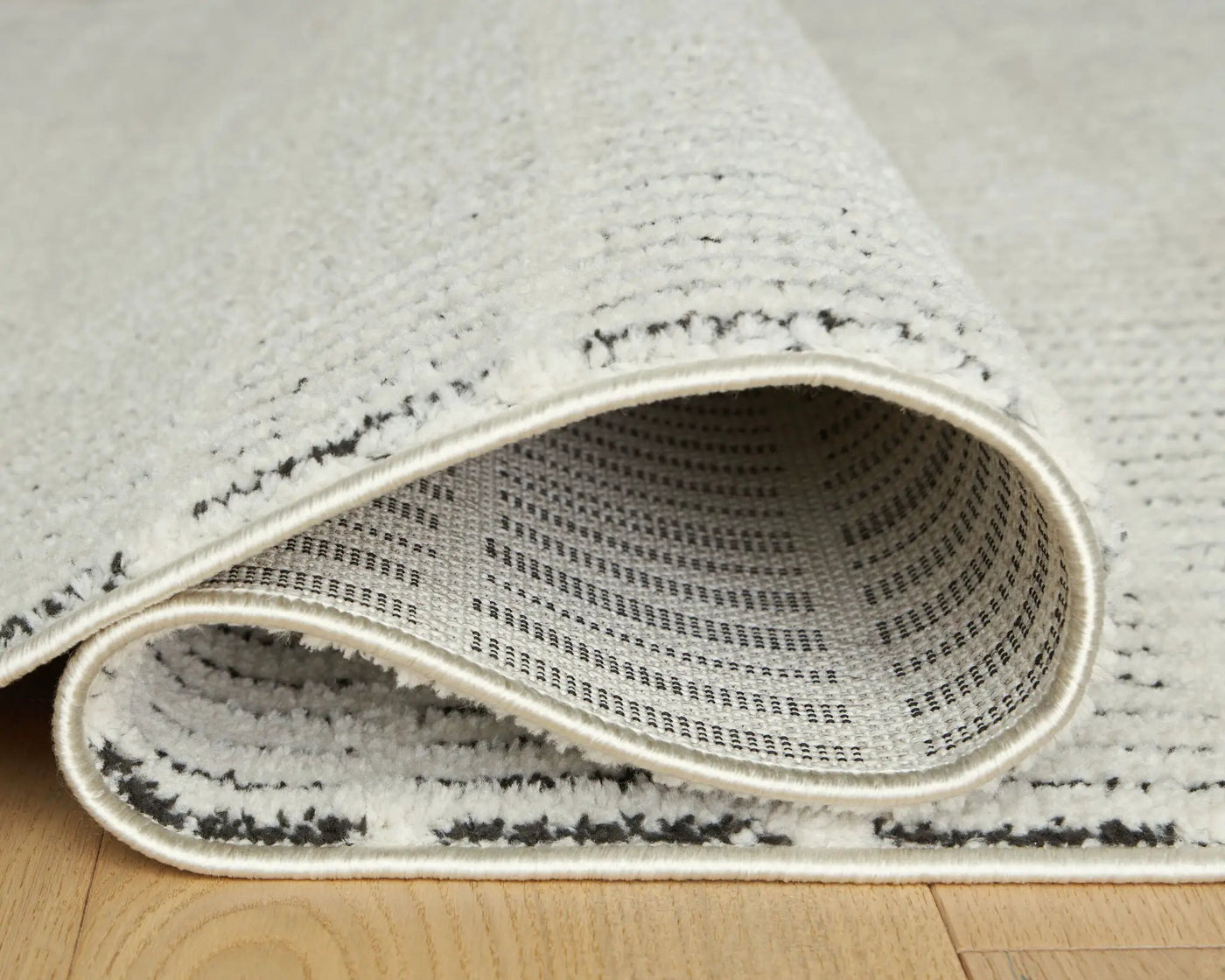 Turinwith - Rug by Unique Piece Furniture