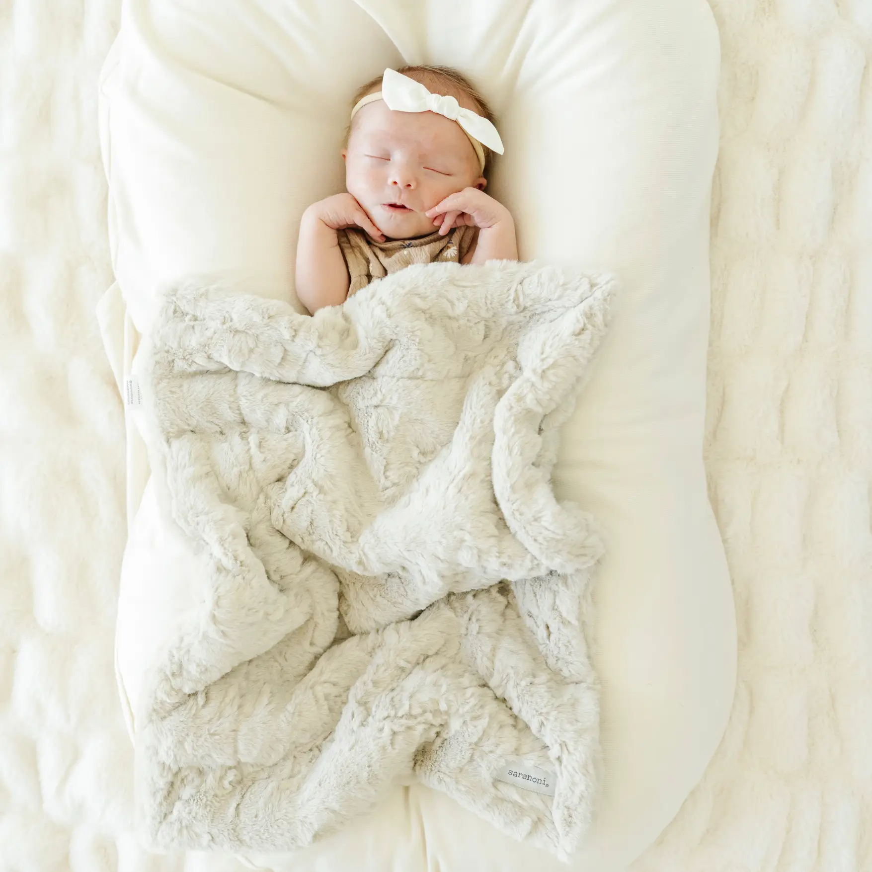 Dream Mini Blankets 15x20 Inch Poly Microfiber by Saranoni by HouseOfZazla