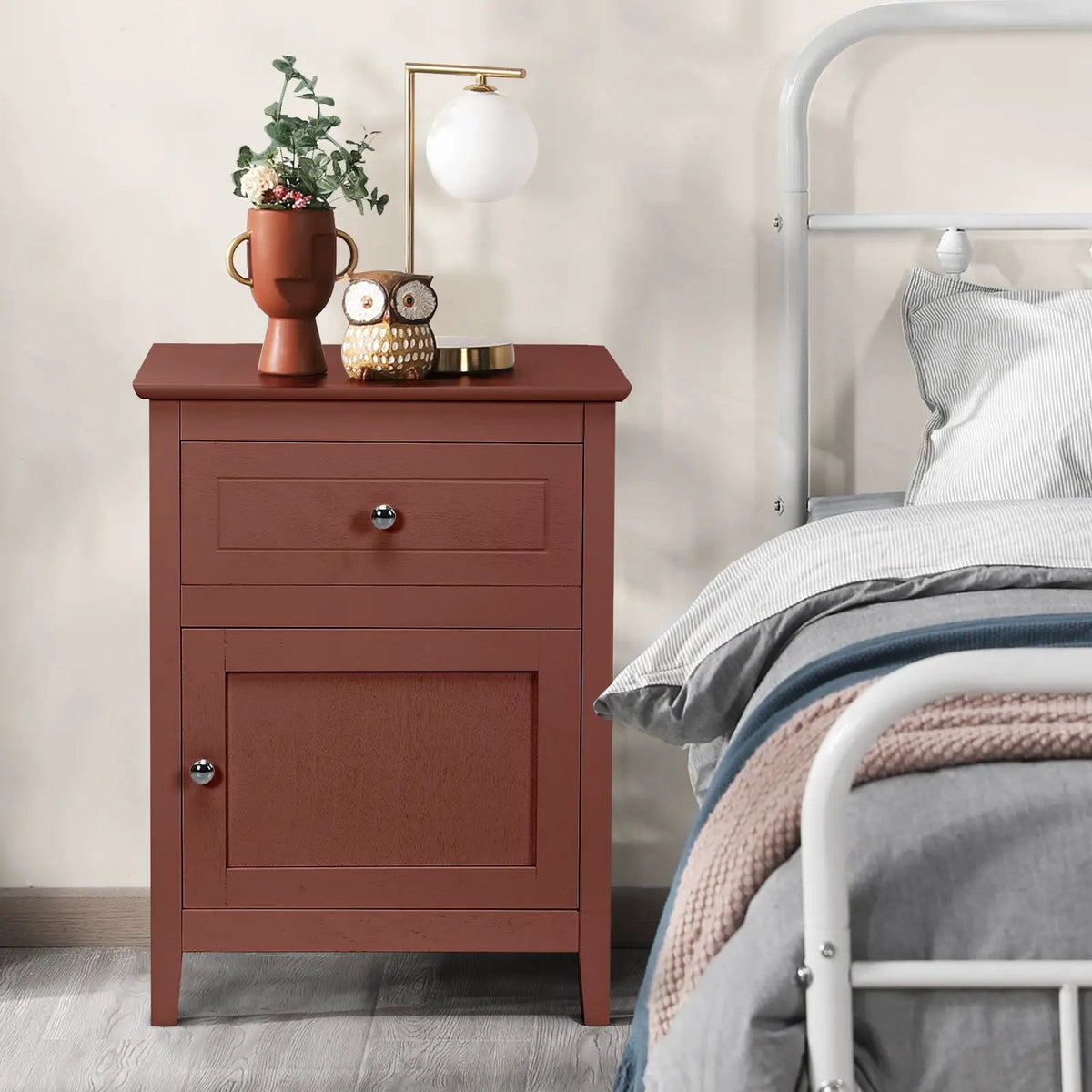 2-Tier Accent Table with Spacious Tabletop, photo 6 of 12