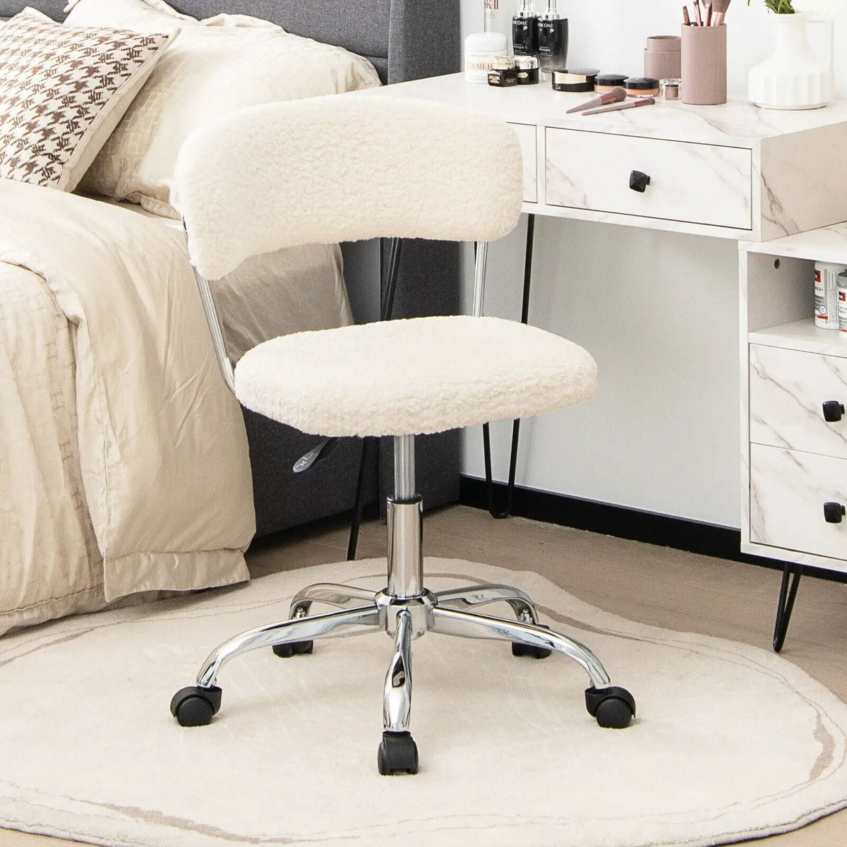 Computer Desk Chair Adjustable Sherpa Office Chair Swivel Vanity Chair, photo 2 of 9
