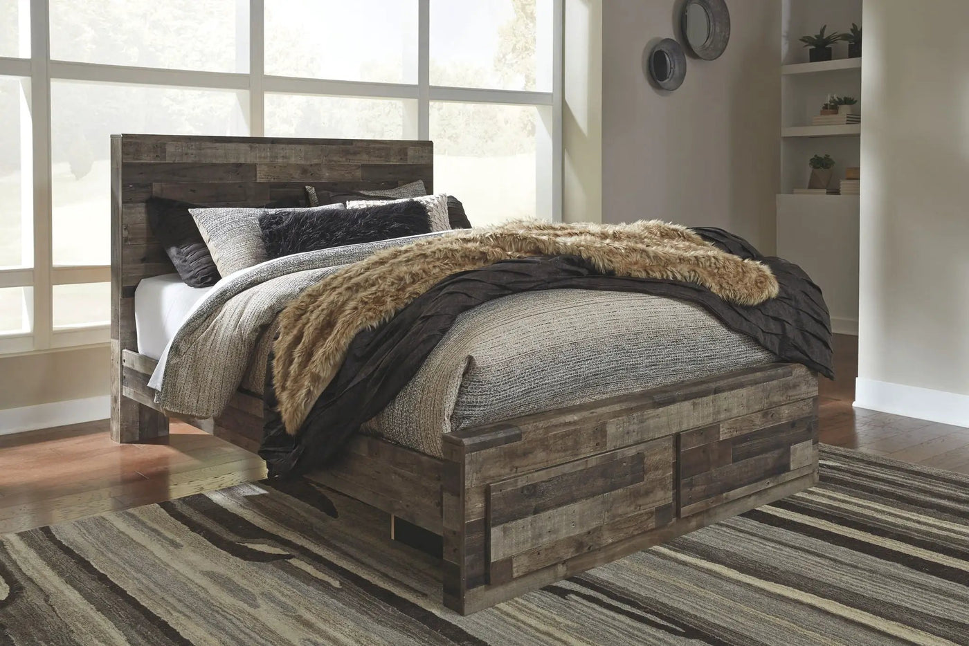 Derekson - Panel Bedroom Set by Unique Piece Furniture