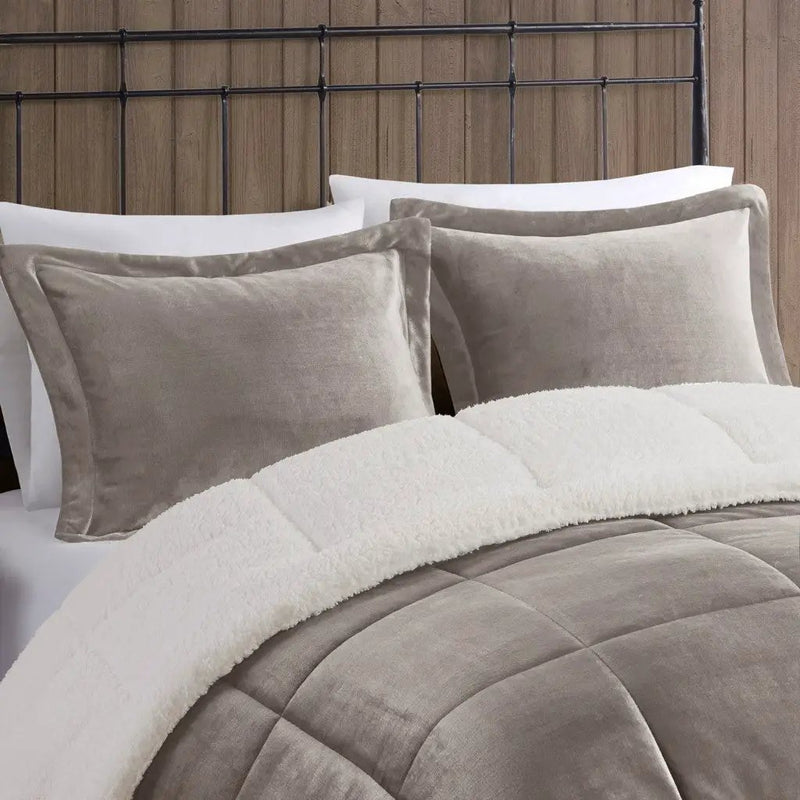 King Plush to Sherpa Down Alternative Comforter Set by HouseOfZazla