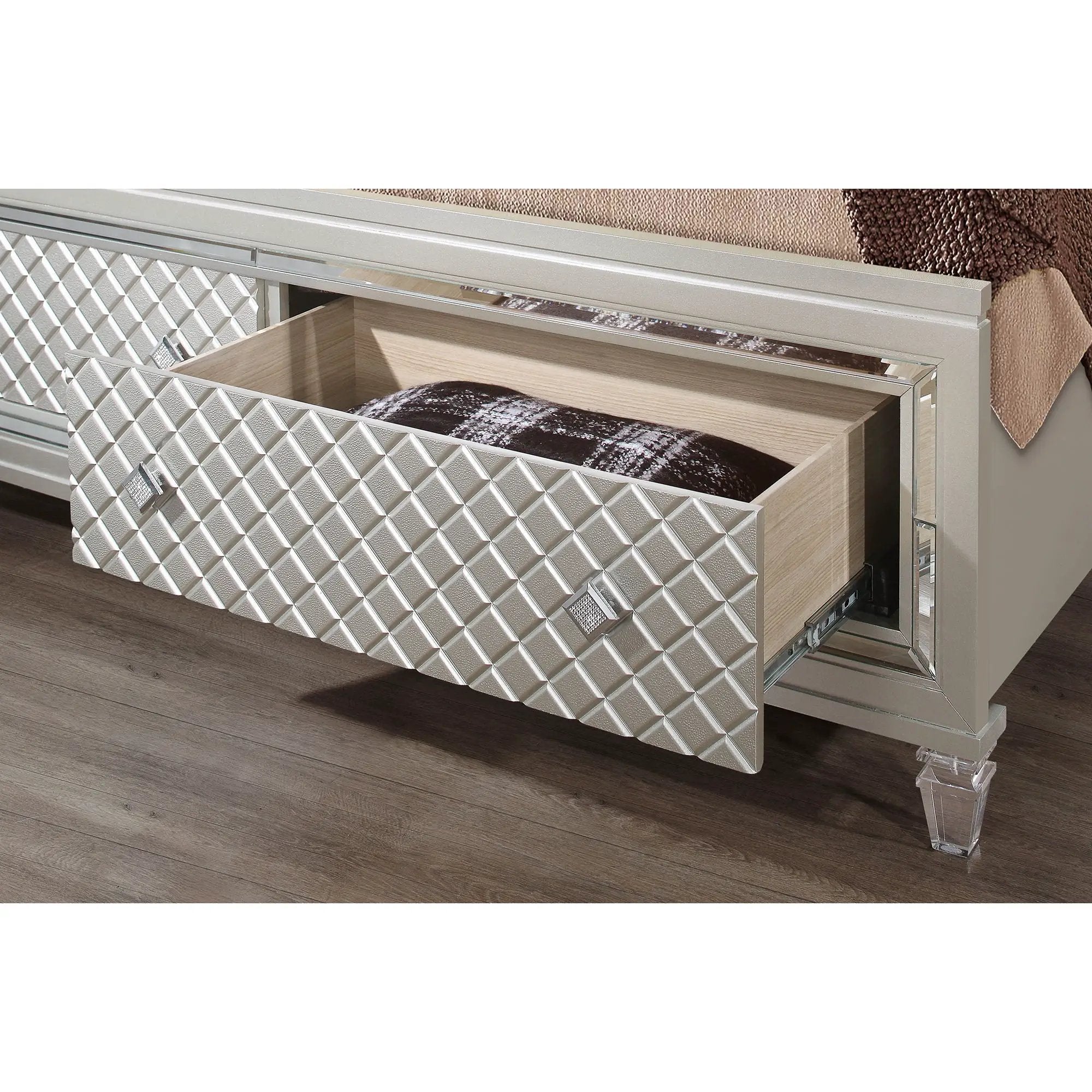 Cross - Elegant Design Bed With LED by Unique Piece Furniture