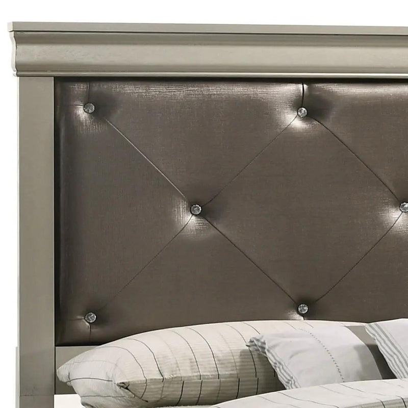 Chic Elegantly Designed Transitional Bed by Unique Piece Furniture