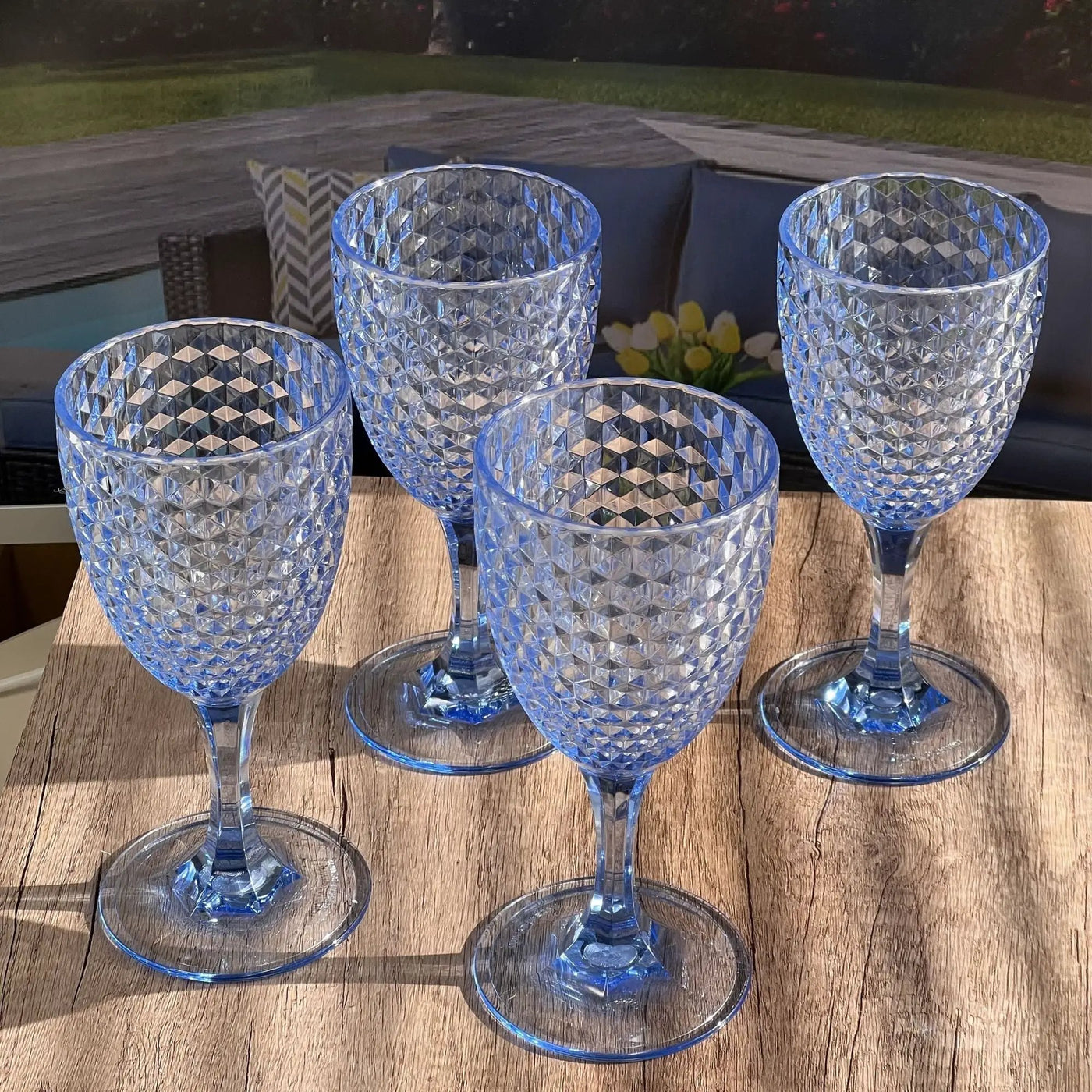 Diamond Cut Plastic Wine Glasses (Set of 4) by HouseOfZazla