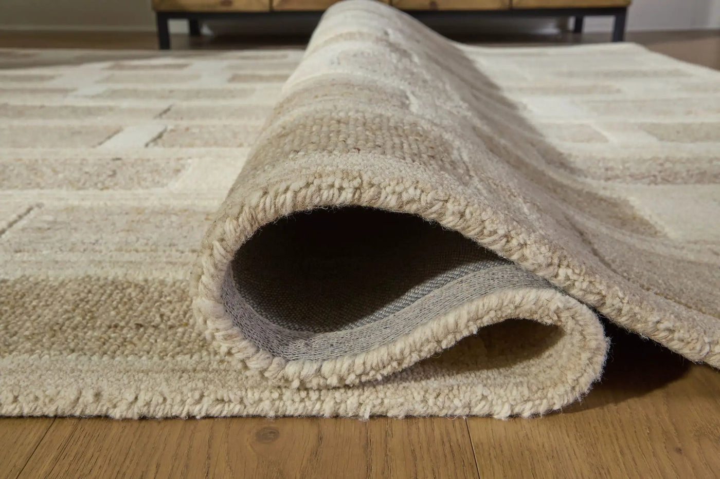 Lisgrove - Rug by Unique Piece Furniture