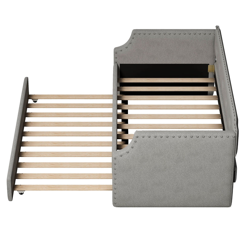 Upholstered Daybed With Trundle