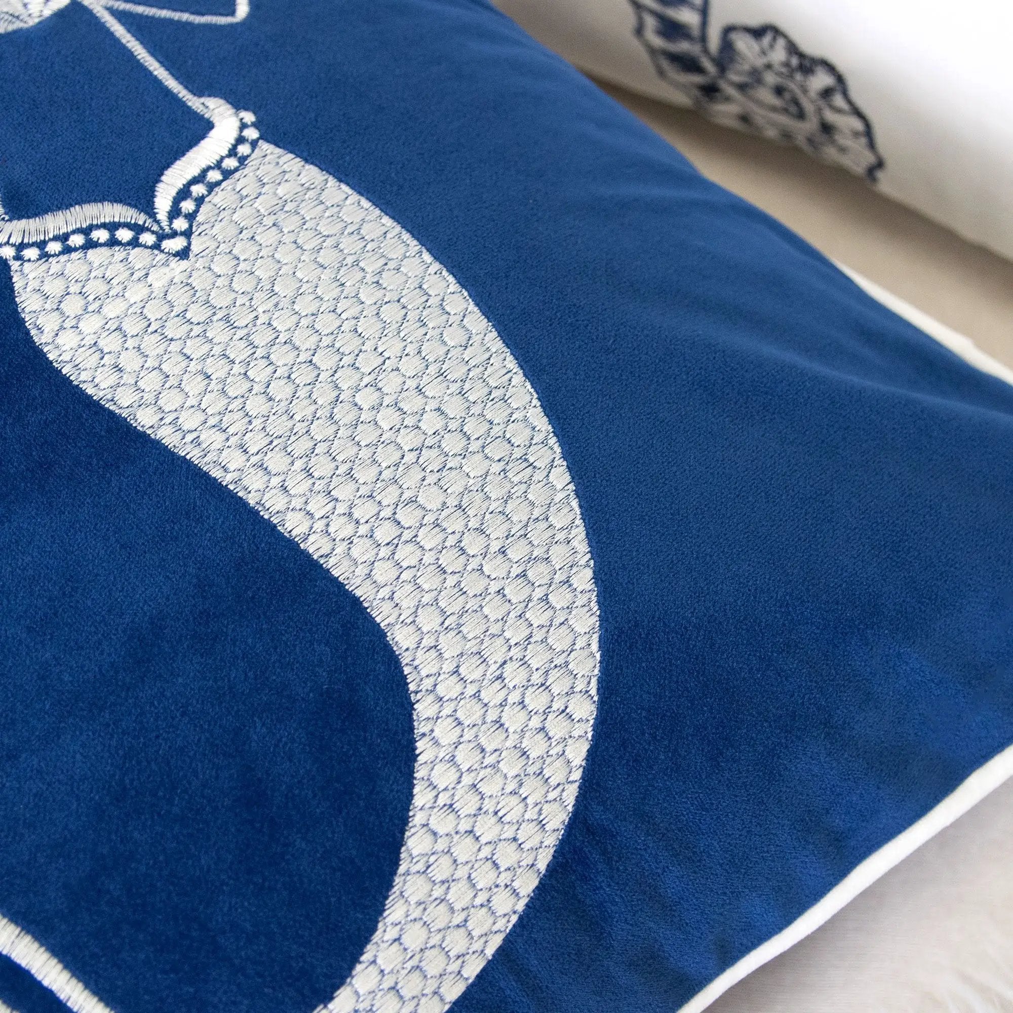 Liz Mermaid Set of 2 Pillowcases by HouseOfZazla