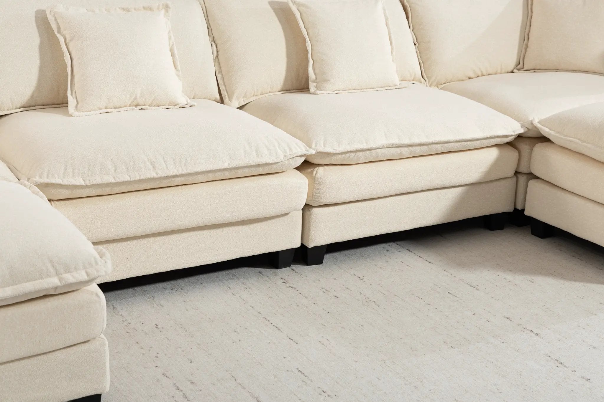 Modern 4-Seater Sectional Sofa with 2 Ottomans by HouseOfZazla