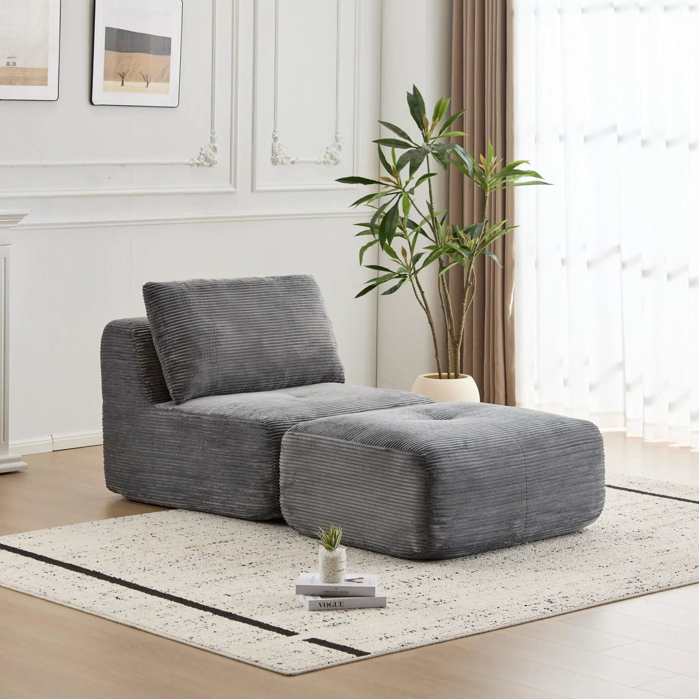 Single Chaise Longue With Movable Ottoman For Living Room by HouseOfZazla