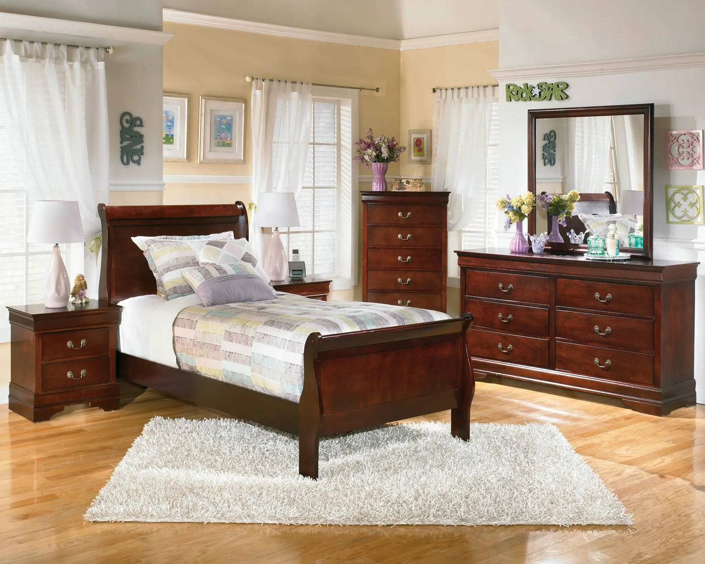 Alisdair - Sleigh Bed Set by Unique Piece Furniture