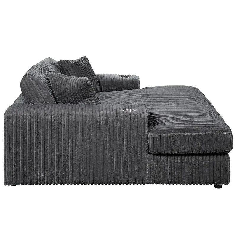 Hilde - Chaise With 2 Pillows by Unique Piece Furniture