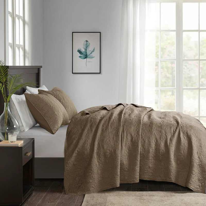 Reversible Quilt Set Mocha Full/Queen by HouseOfZazla