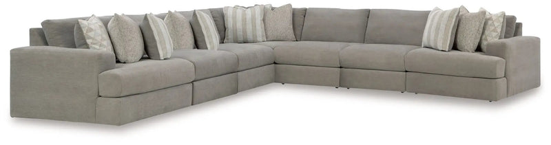 Avaliyah - Sectional by Unique Piece Furniture