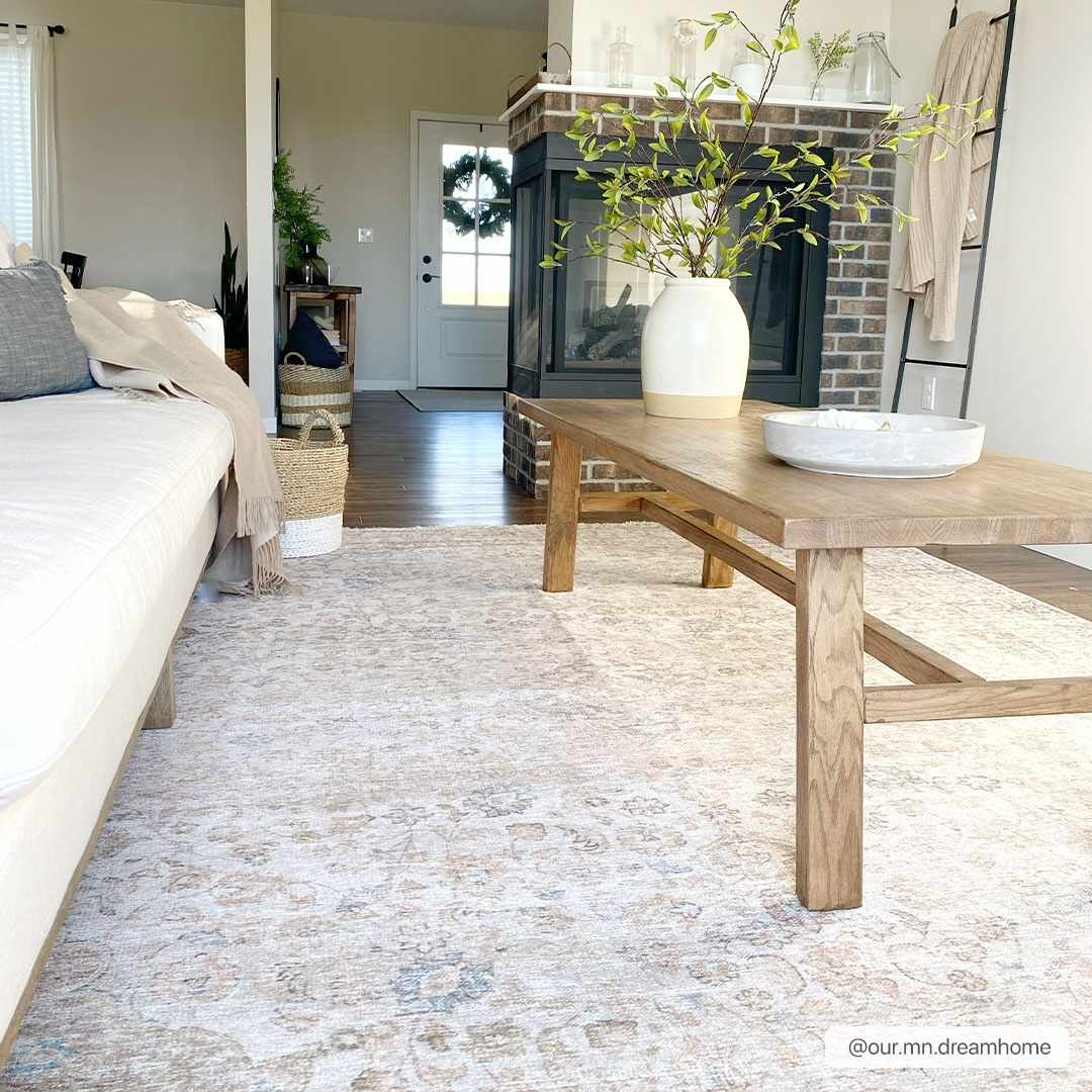 Cream Holi-2301 Washable Area Rug by Hauteloom