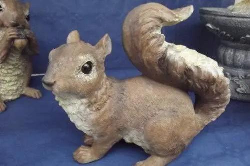 Design Toscano Woodland Squirrel Statue: Chomper by GreenHaven Gardens