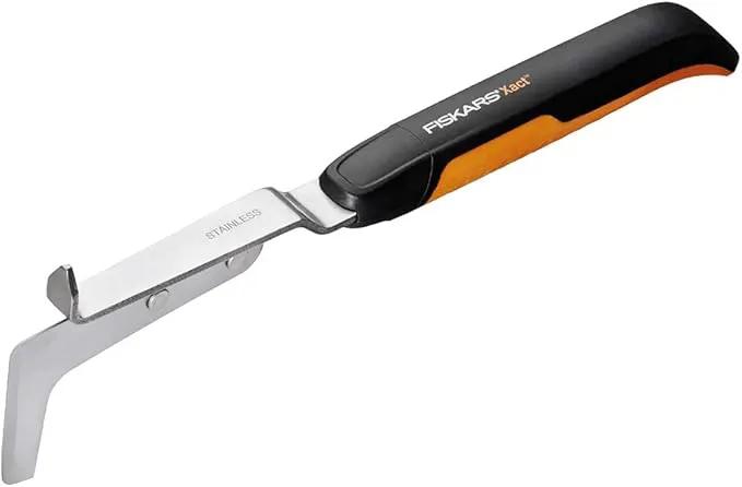 Fiskars 315550-1001 315550 Xact Hand Edger, Silver/Black by GreenHaven Gardens