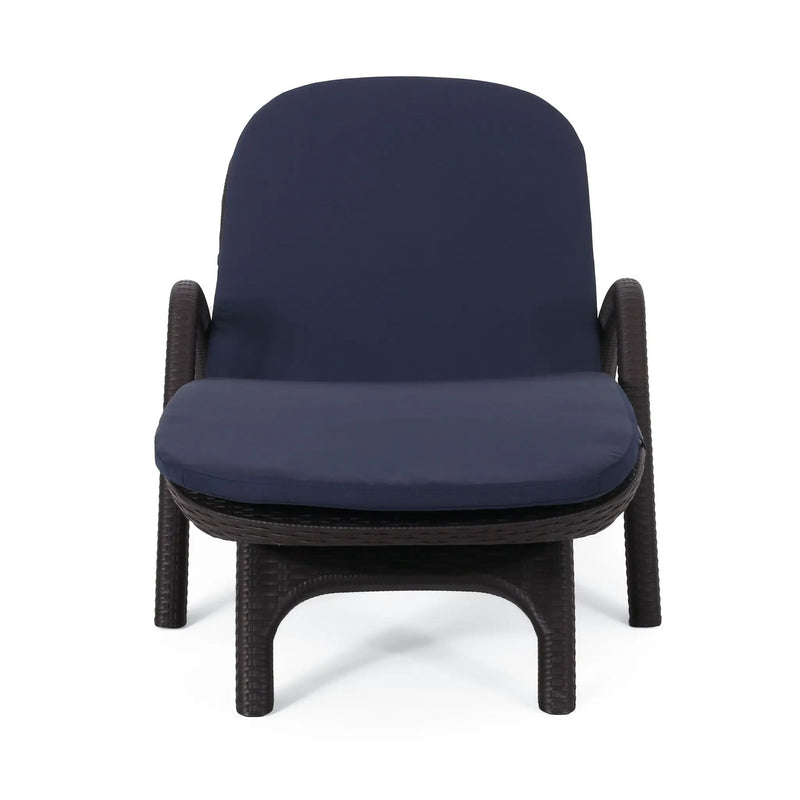 Mikael - Chaise Lounge With Cushion by HouseOfZazla