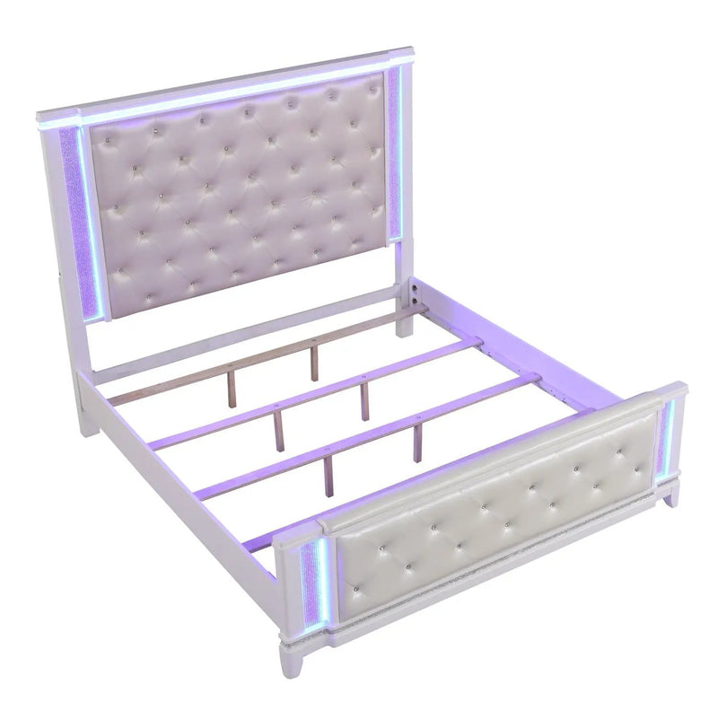 Opium - King Size Tufted Bed - White by HouseOfZazla