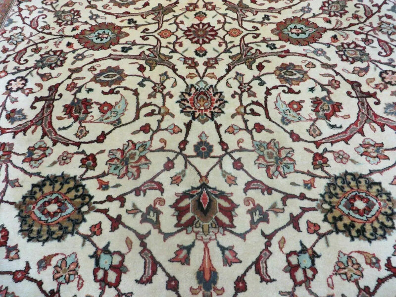 7' X 10' Vintage Handmade India Floral Oriental Wool Rug Hand knotted Carpet by Jewel Rugs