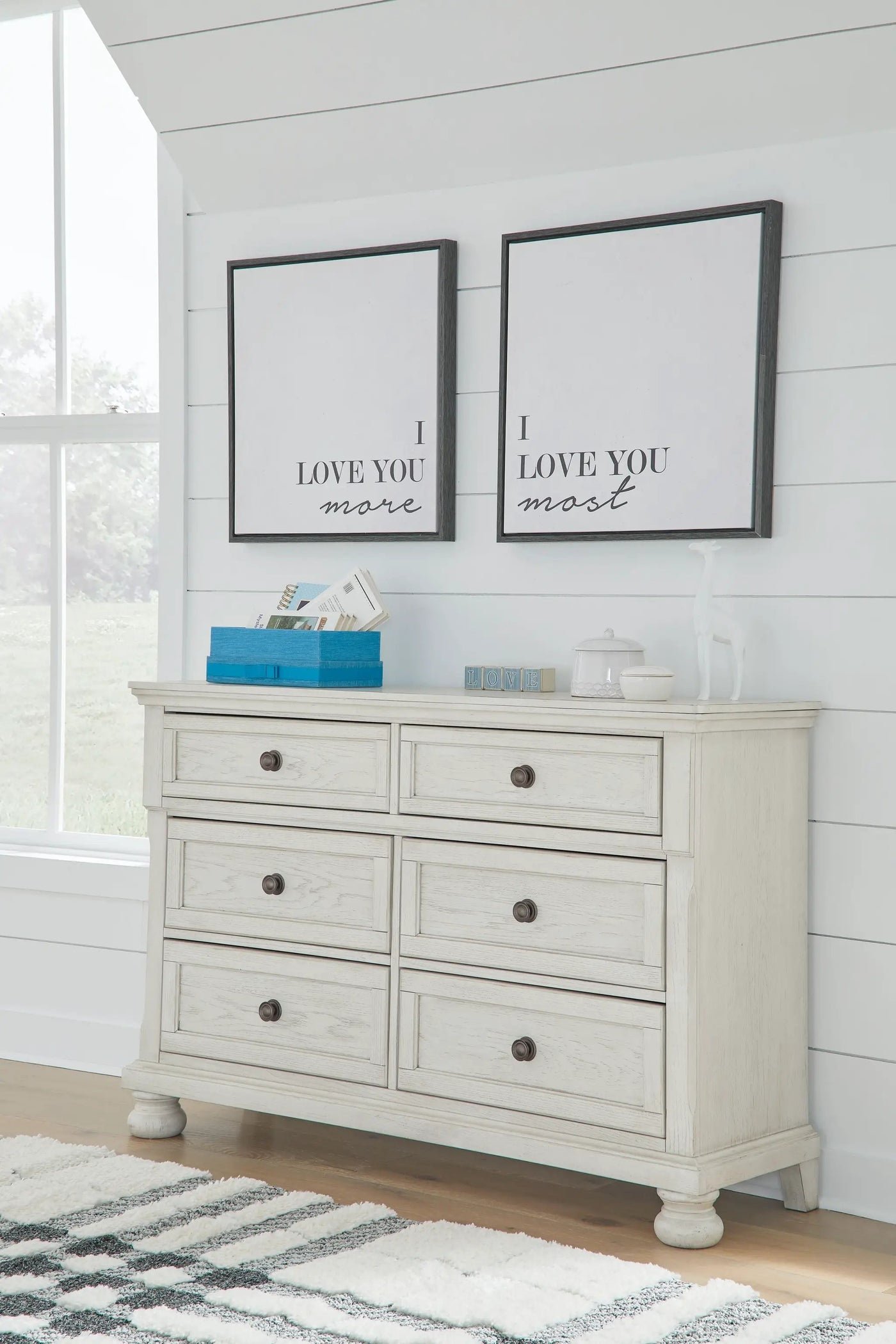 Robbinsdale - Dresser by Unique Piece Furniture