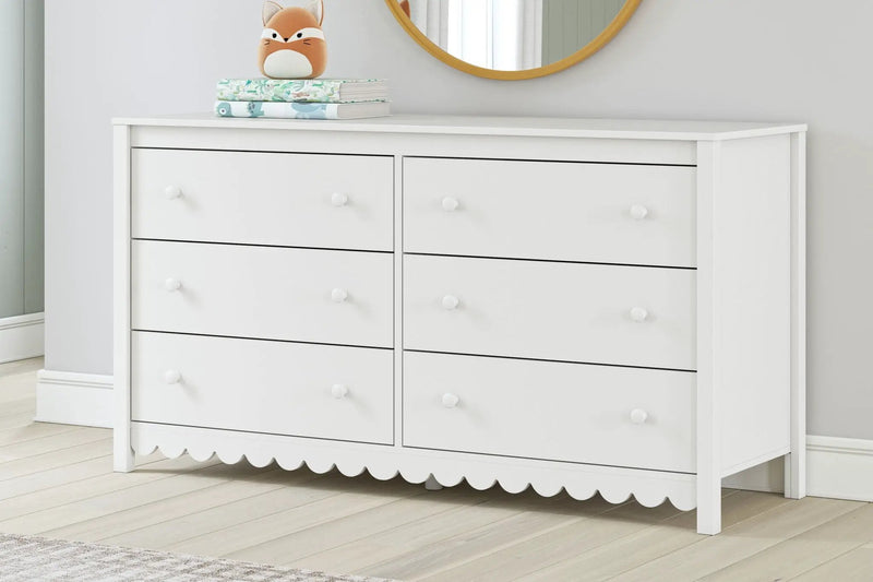Hallityn - Six Drawer Dresser - White by Unique Piece Furniture