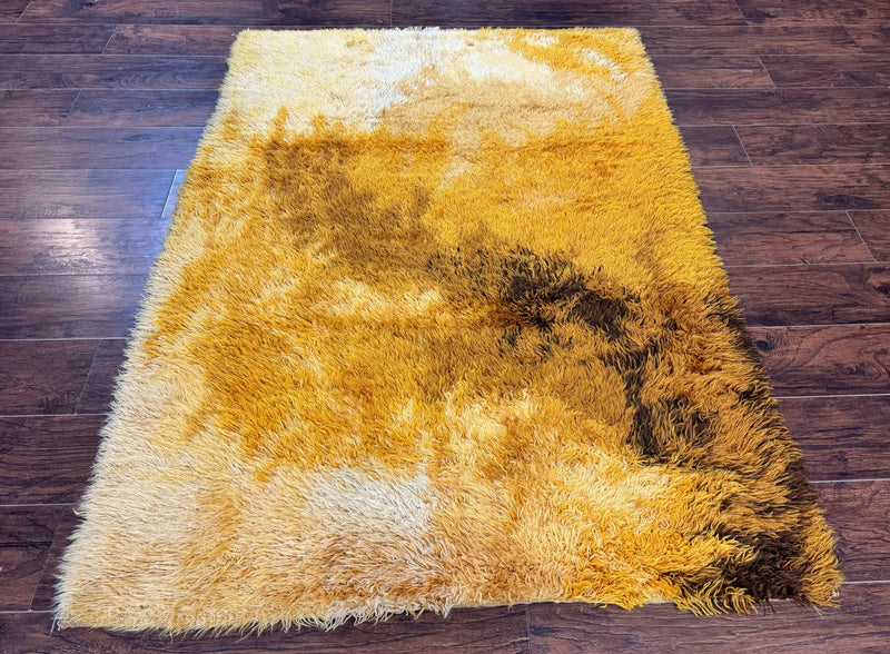 Rya Shag Rug 4.6 x 6, Shades of Yellow, Mid Century Vintage Carpet by Jewel Rugs