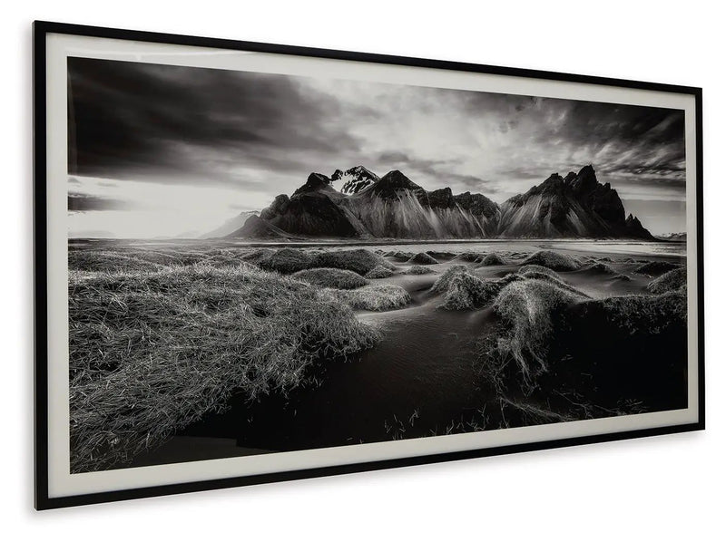 Delstone - Wall Art - Black / White by Unique Piece Furniture