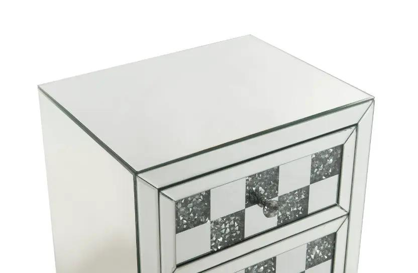 Noralie - 18" X 14" Accent Table With Faux Diamonds - Mirrored by Unique Piece Furniture