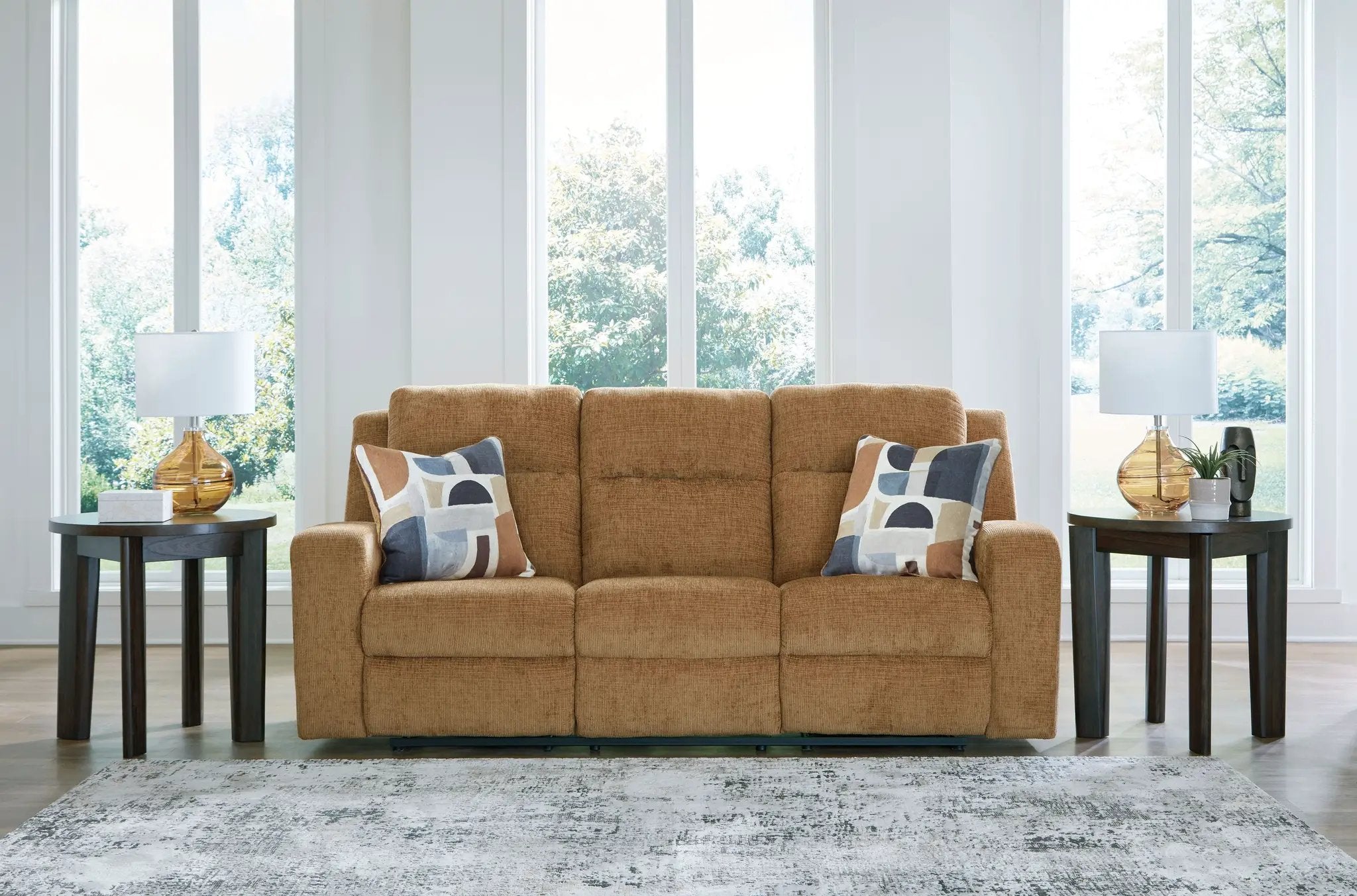 Kanlow - Reclining Sofa by Unique Piece Furniture