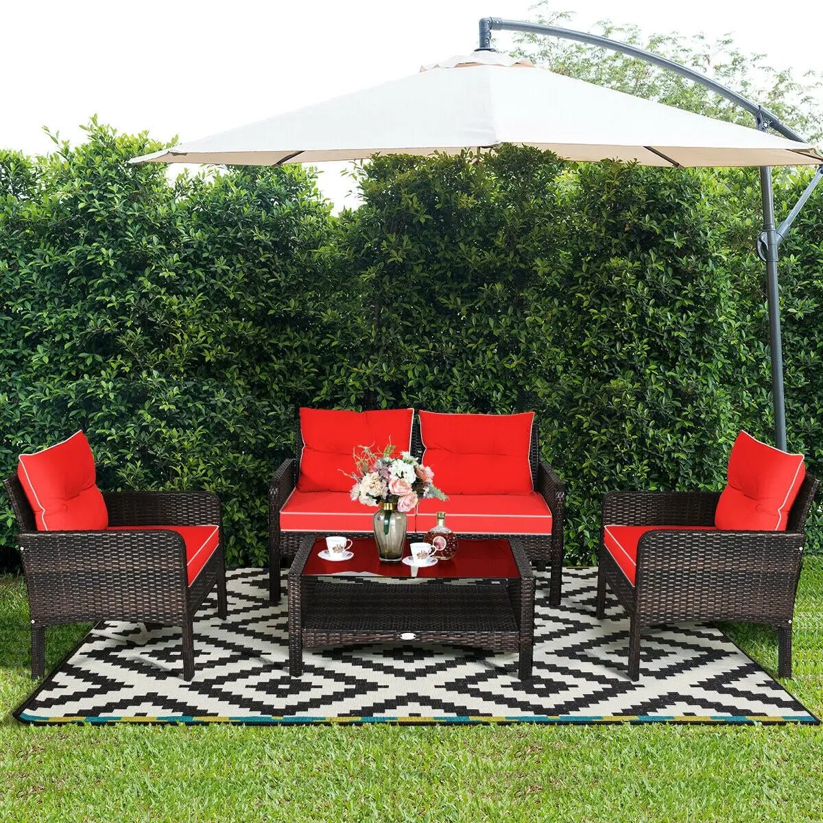 4 Pieces by DirectDeals