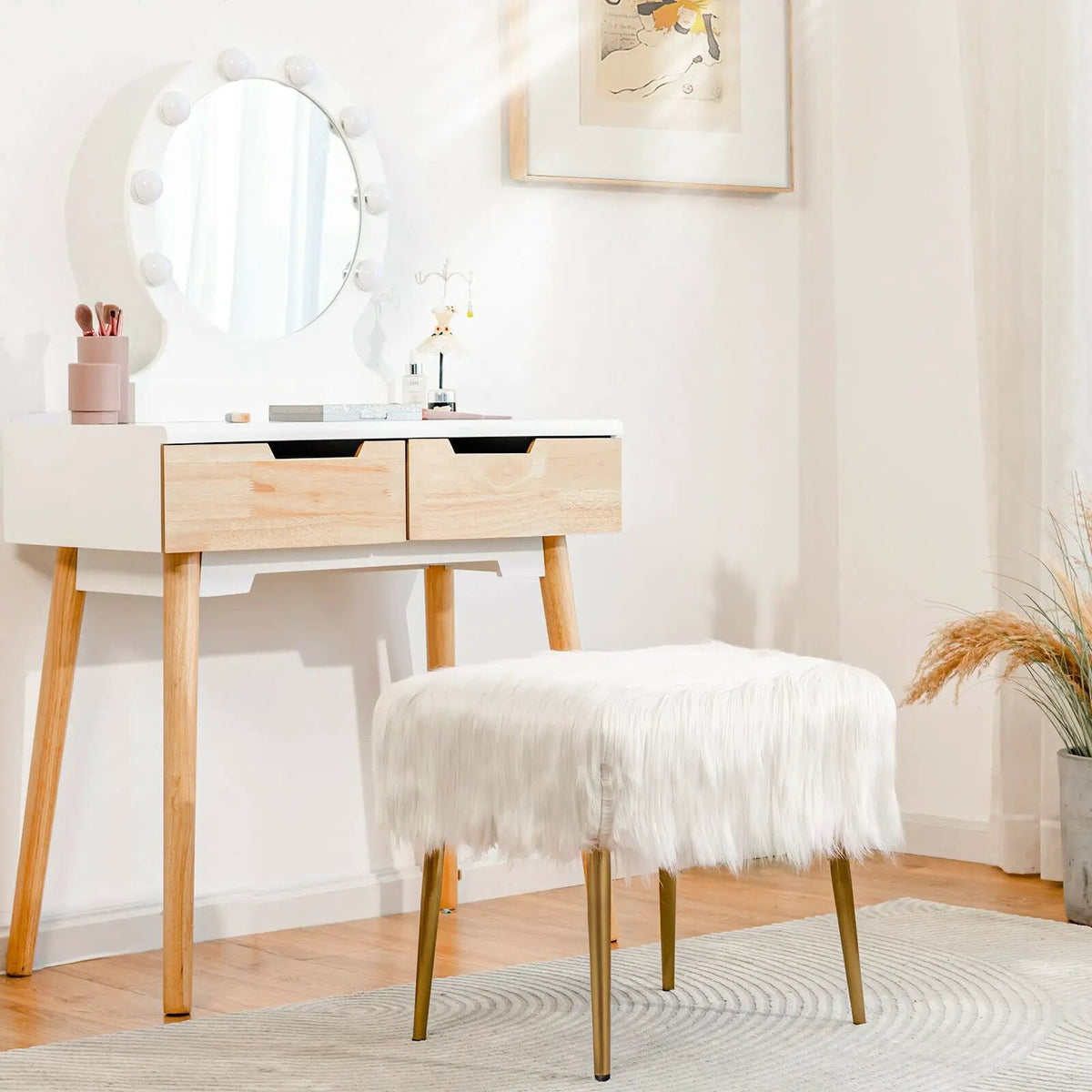 Faux Fur Vanity Stool with Golden Metal Legs for Makeup Room, photo 3 of 16
