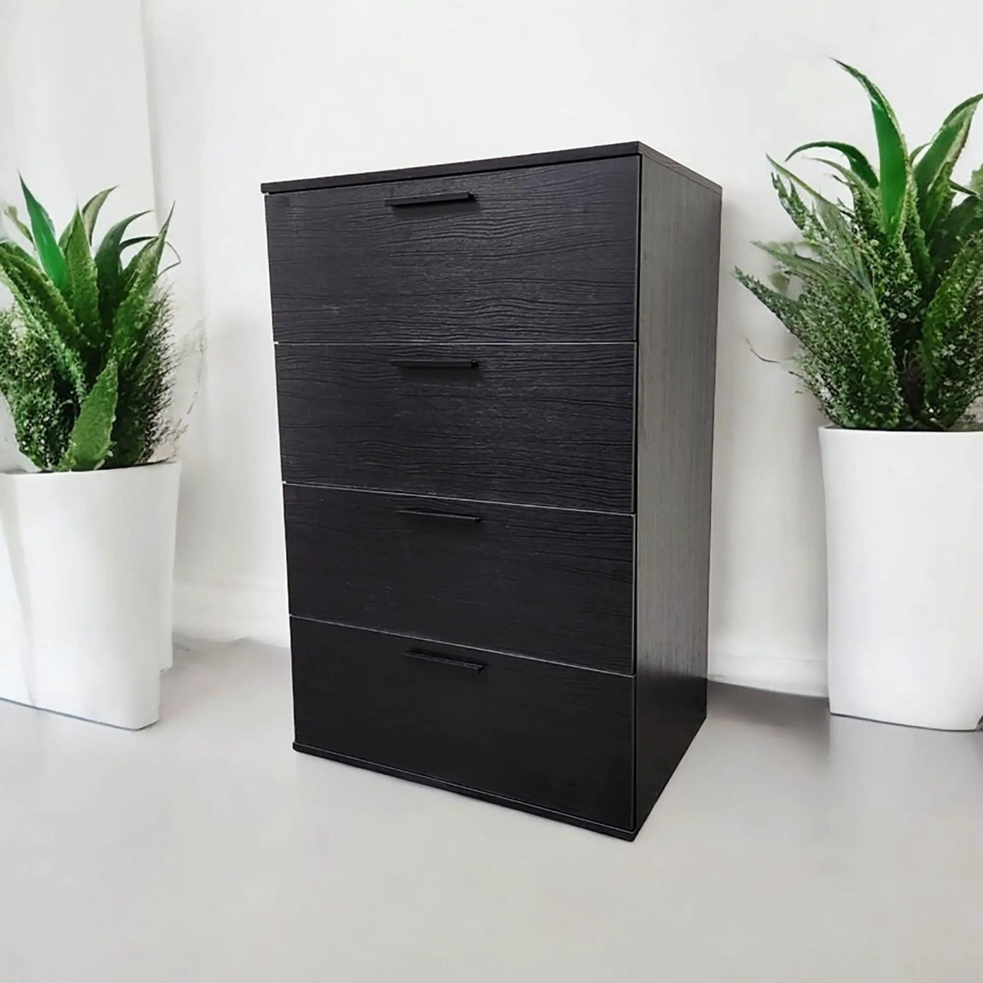 Oliver - Farmhouse Jumbo Chest With 4 Drawer Storage by HouseOfZazla
