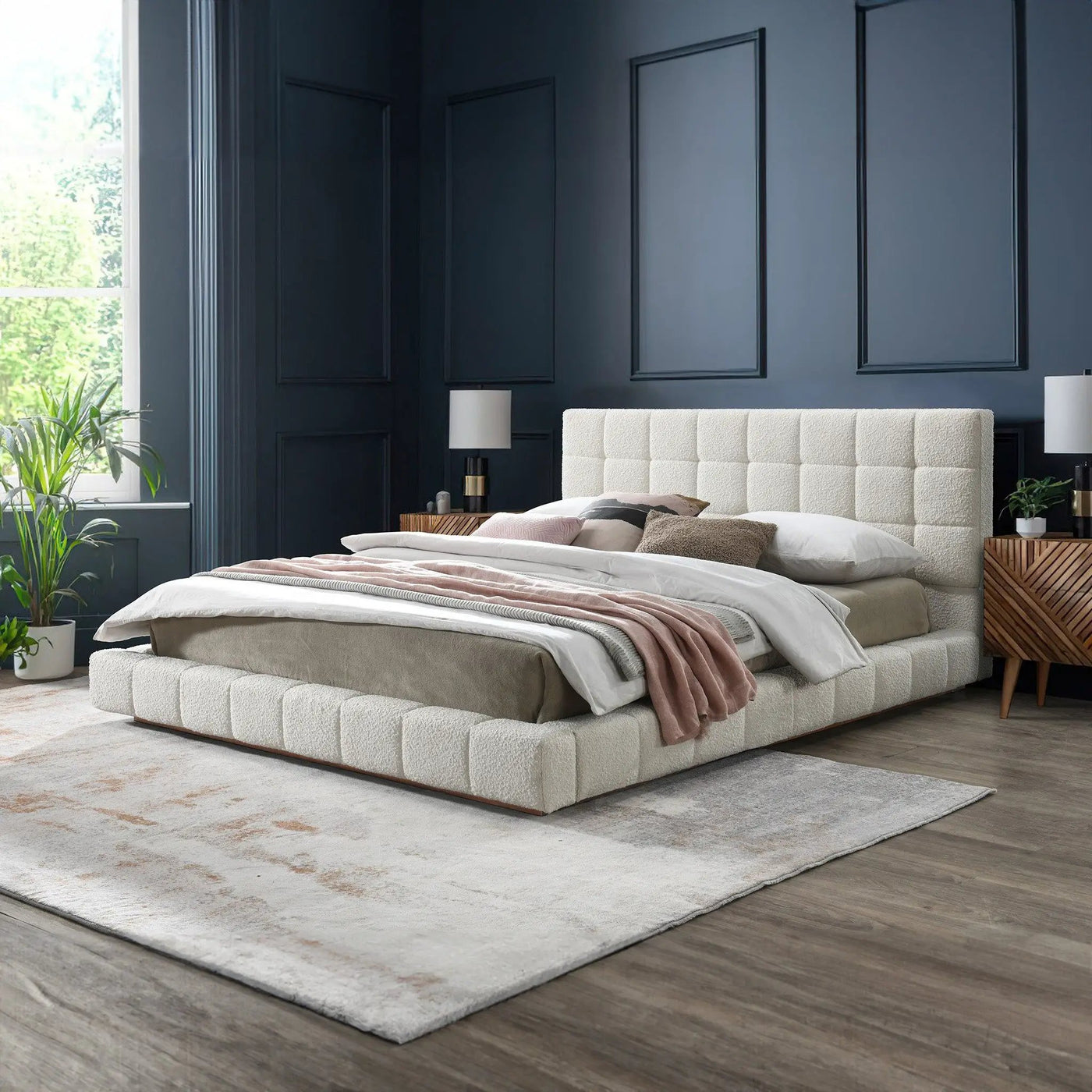 Hudson - Elegant Design Bed by HouseOfZazla