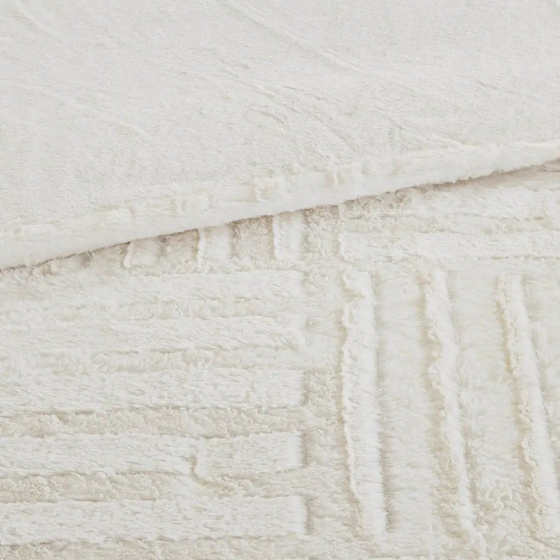 Full/Queen Fur Down Alternative Comforter Mini Set by HouseOfZazla