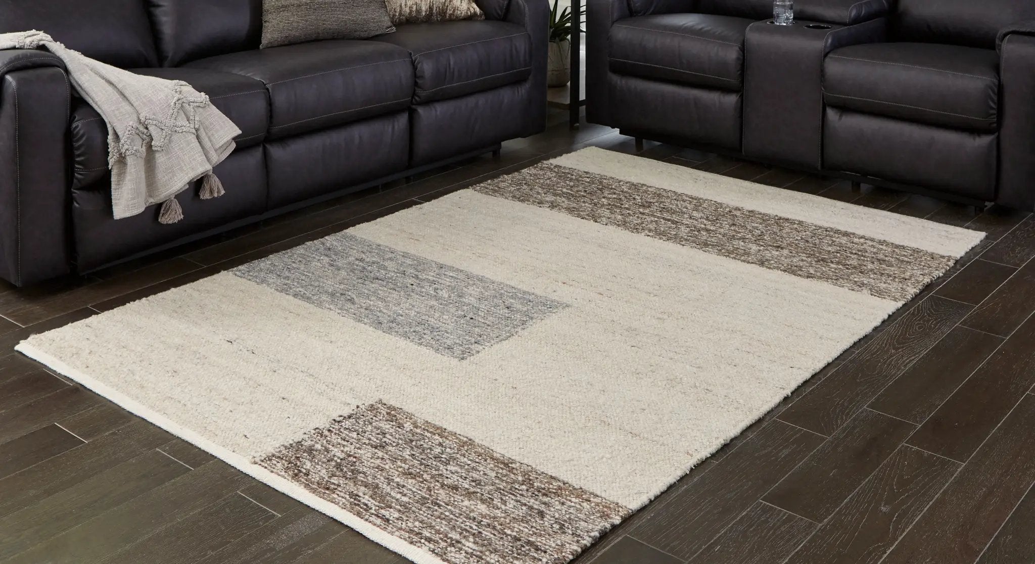 Barus - Rug by Unique Piece Furniture