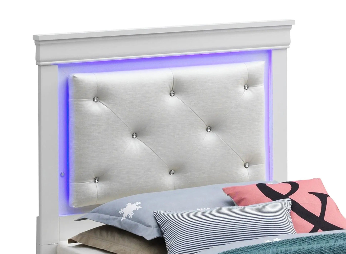 LED Elegant Bed by HouseOfZazla