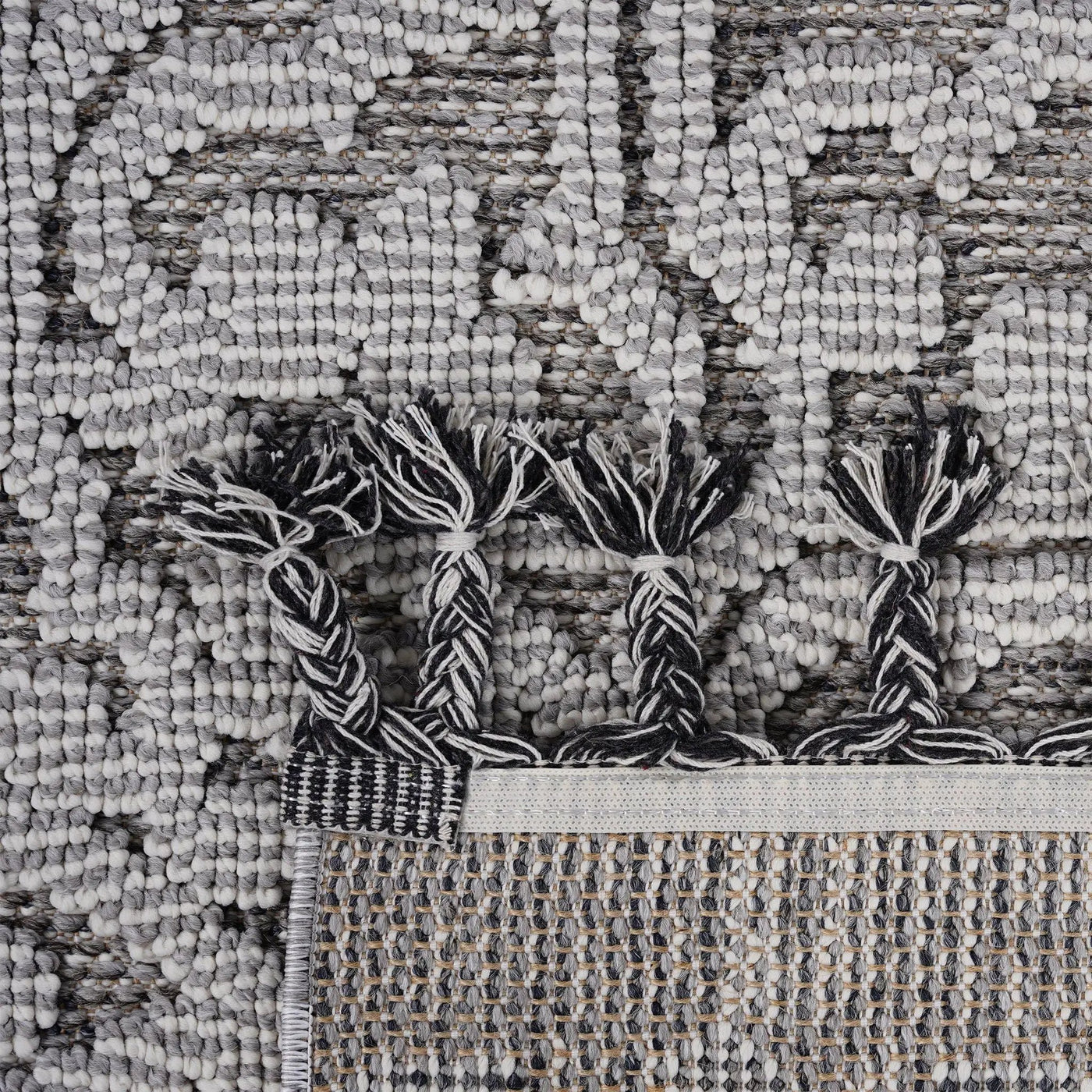 Guros - Medallion Indoor / Outdoor Area Rug by Unique Piece Furniture