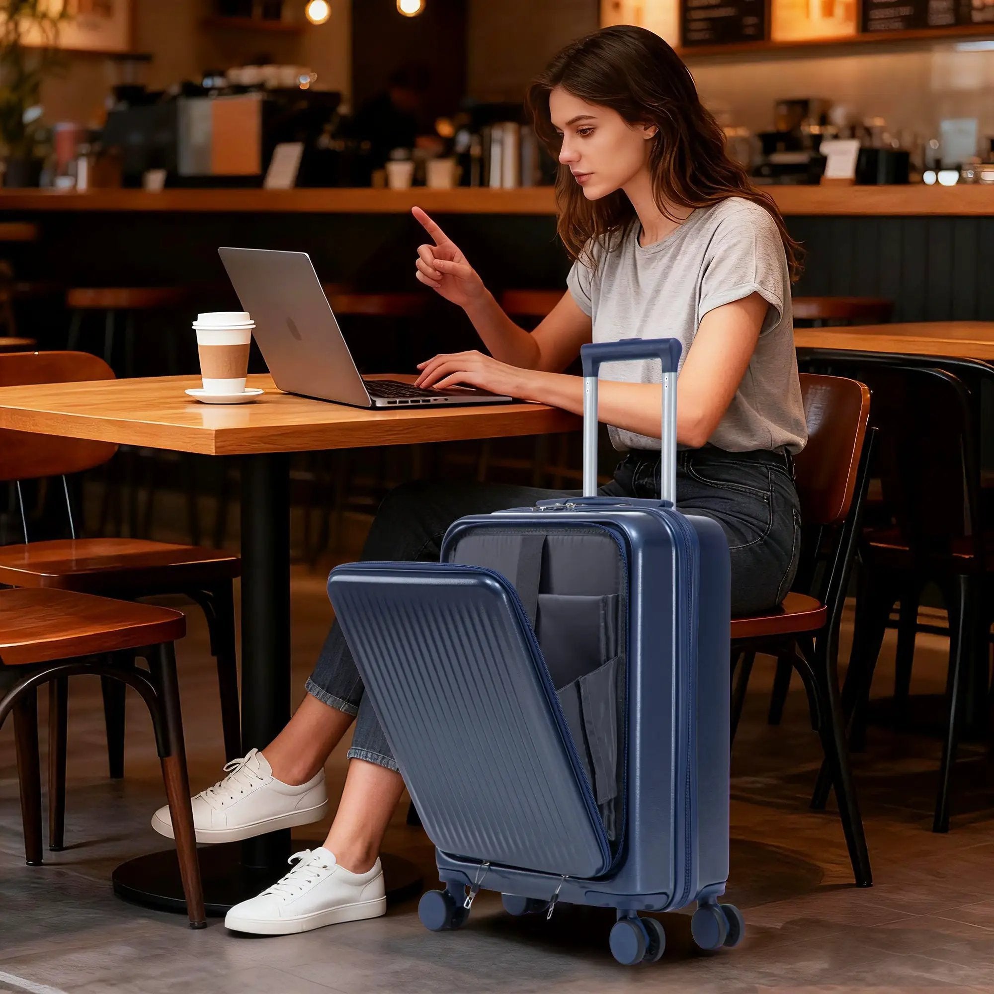 14'/20' 2-Piece ABS Spinner Wheel Luggage Set by HouseOfZazla