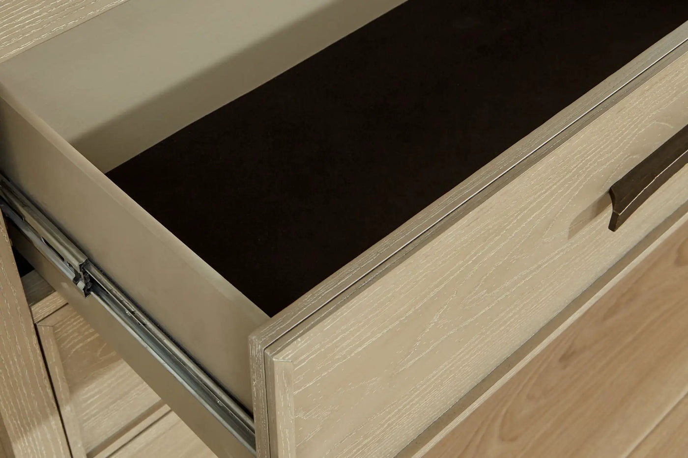 Calmoro - Dresser by Unique Piece Furniture