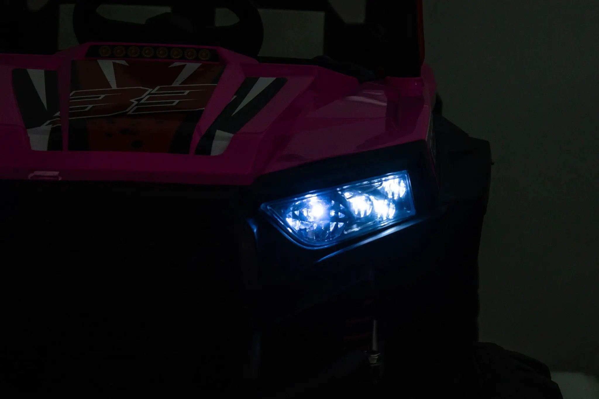 12V7A*1 30W*4 Four-Wheel Drive Seat One Button Start, Forward And Backward, High And Low Speed, Music, Front Light, Power Display, Two Doors Can Open, 2.4G R / C, Seat Belt Four Wheel Absorber by HouseOfZazla