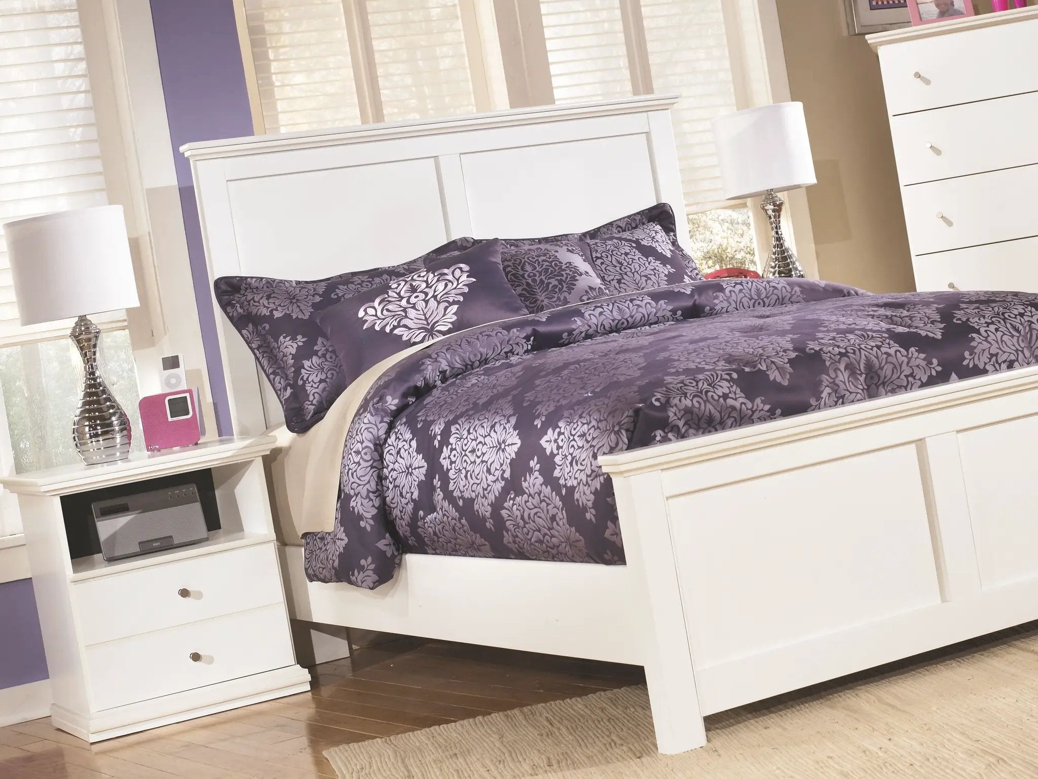 Bostwick Shoals - One Drawer Night Stand - White by Unique Piece Furniture