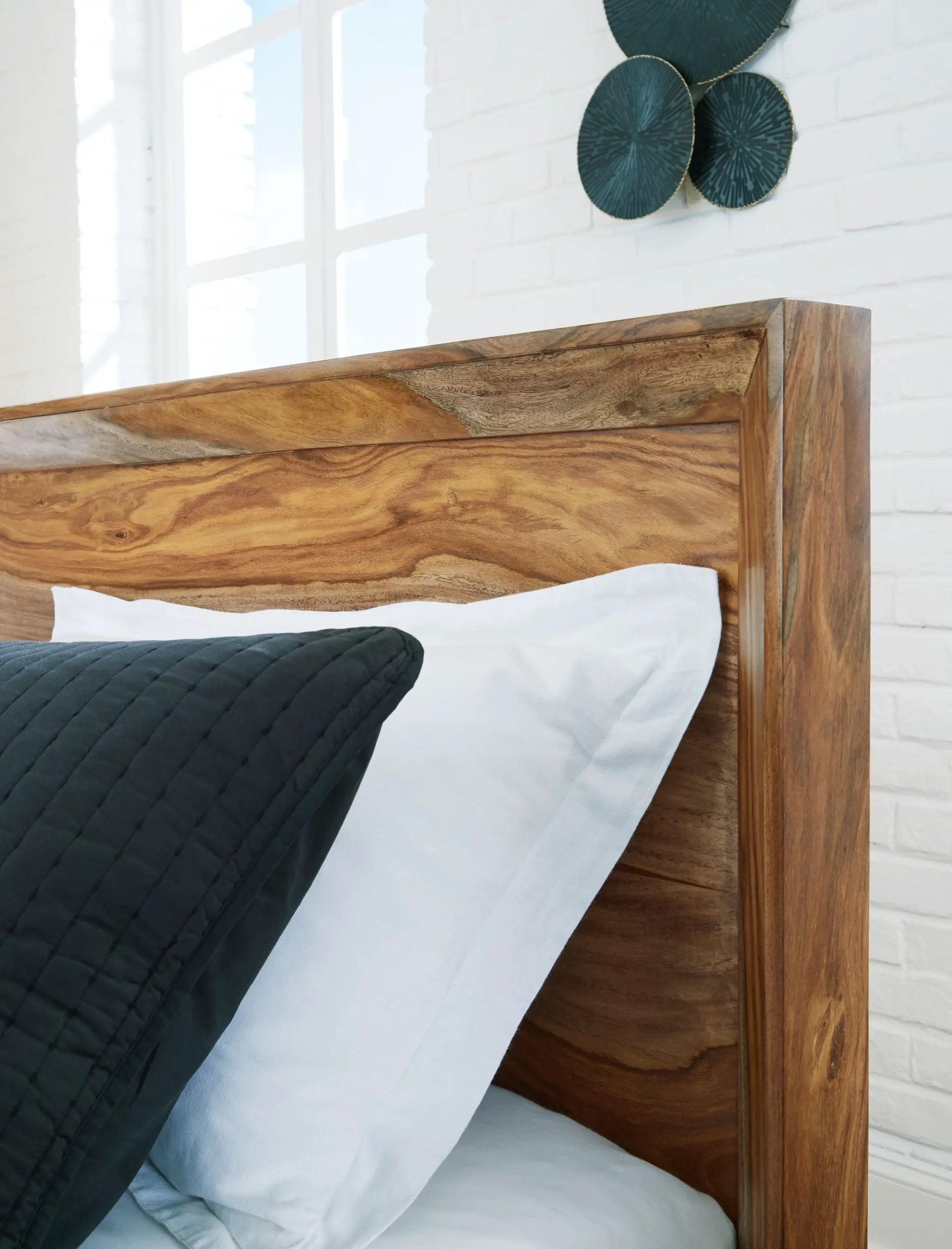 Dressonni - Panel Bed by Unique Piece Furniture