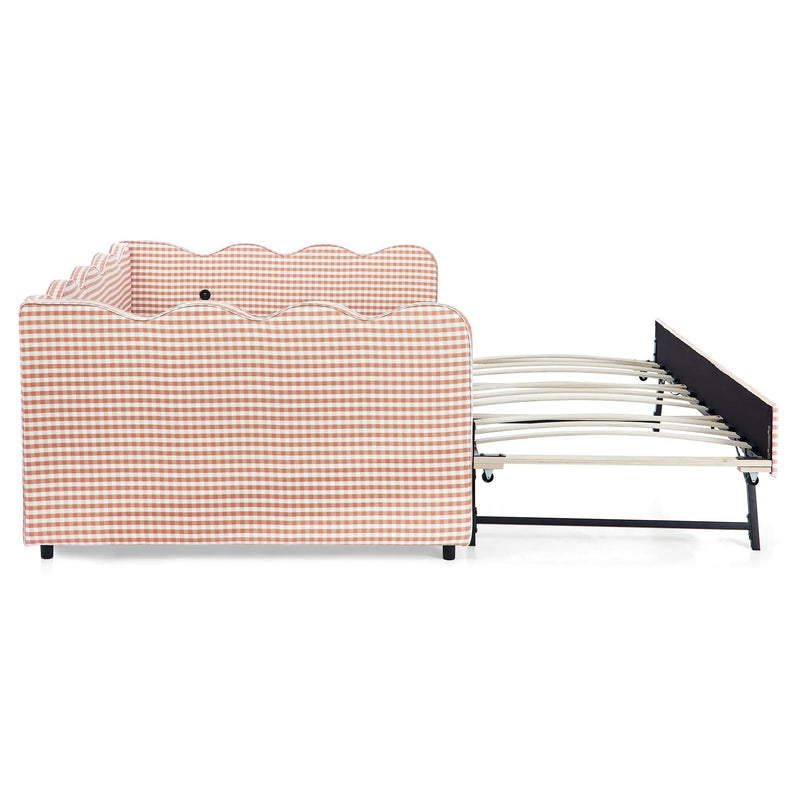Full Size Cozy Gingham Daybed with Twin Size Trundle by HouseOfZazla