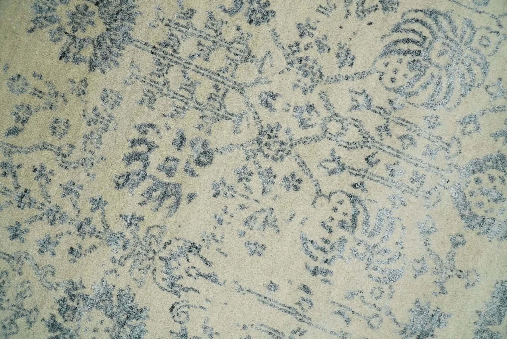 4x6 Fine Hand Knotted Beige and Gray Traditional Vintage Persian Style Antique Wool and Silk Rug | AGR14 by The Rug Decor