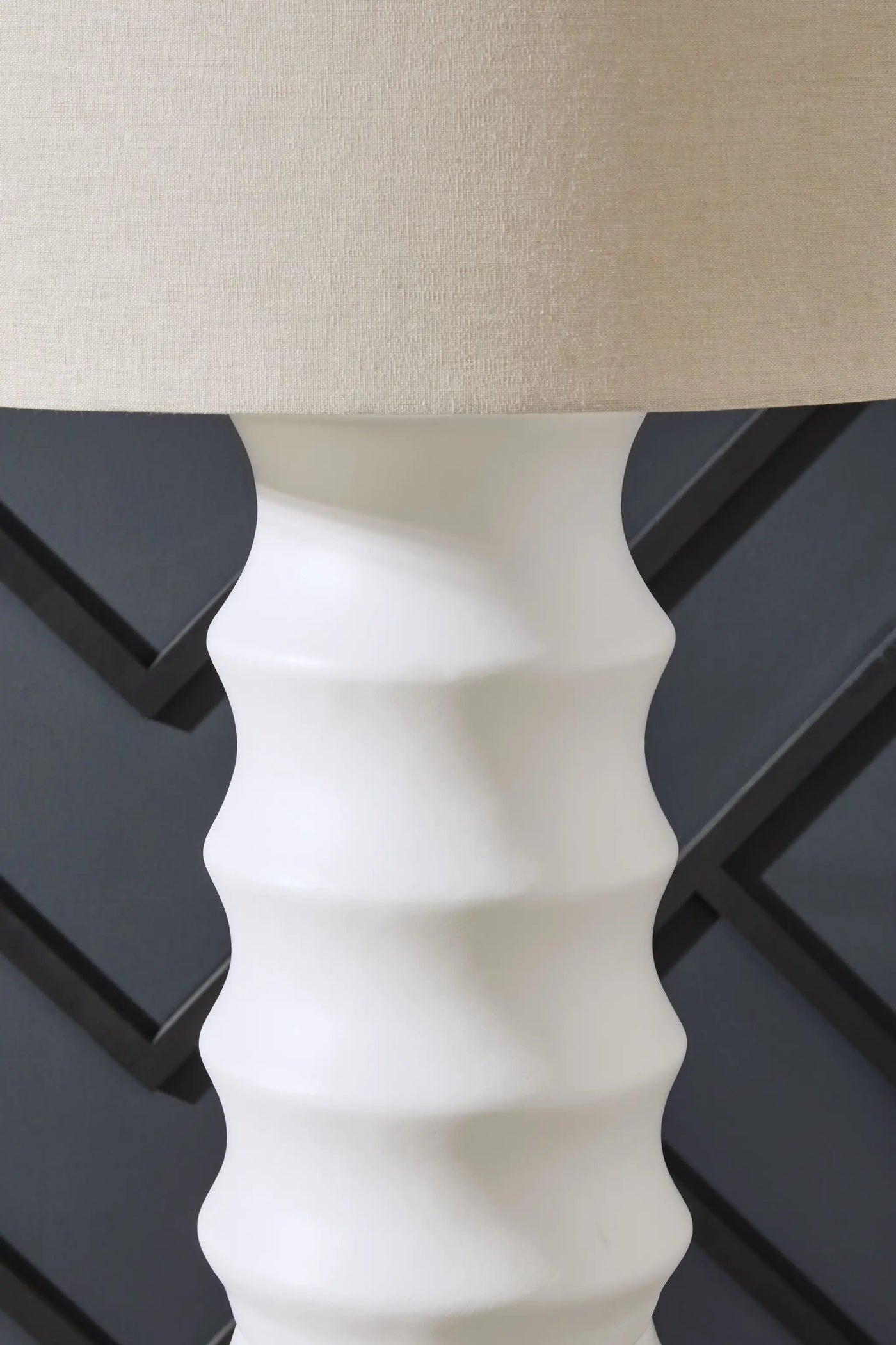 Veraleigh - Poly Lamp by Unique Piece Furniture