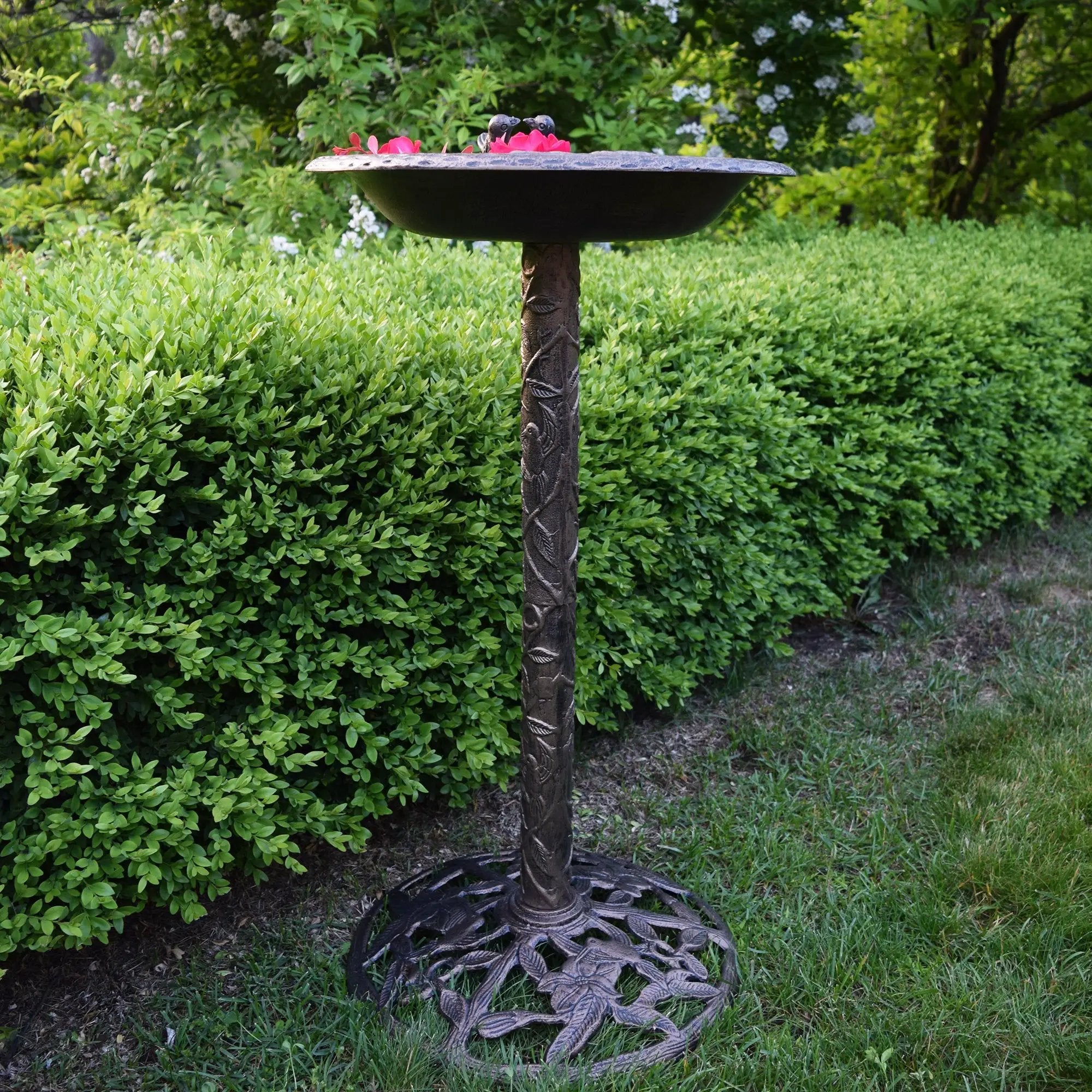 Round Cast Aluminum Metal 32-in Bird Bath with Hummingbirds by Sharicks