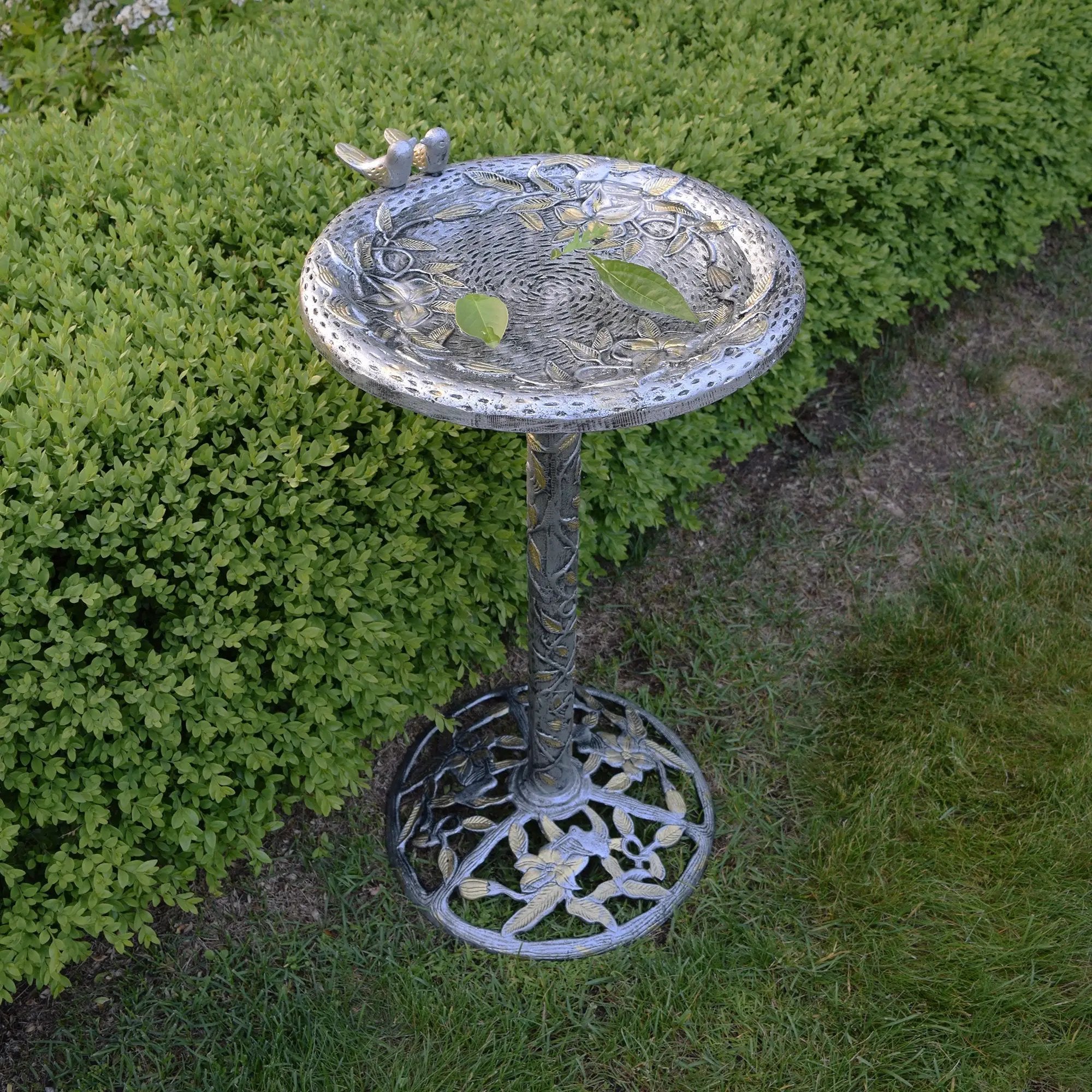 Round Cast Aluminum Metal 32-in Bird Bath with Hummingbirds by Sharicks